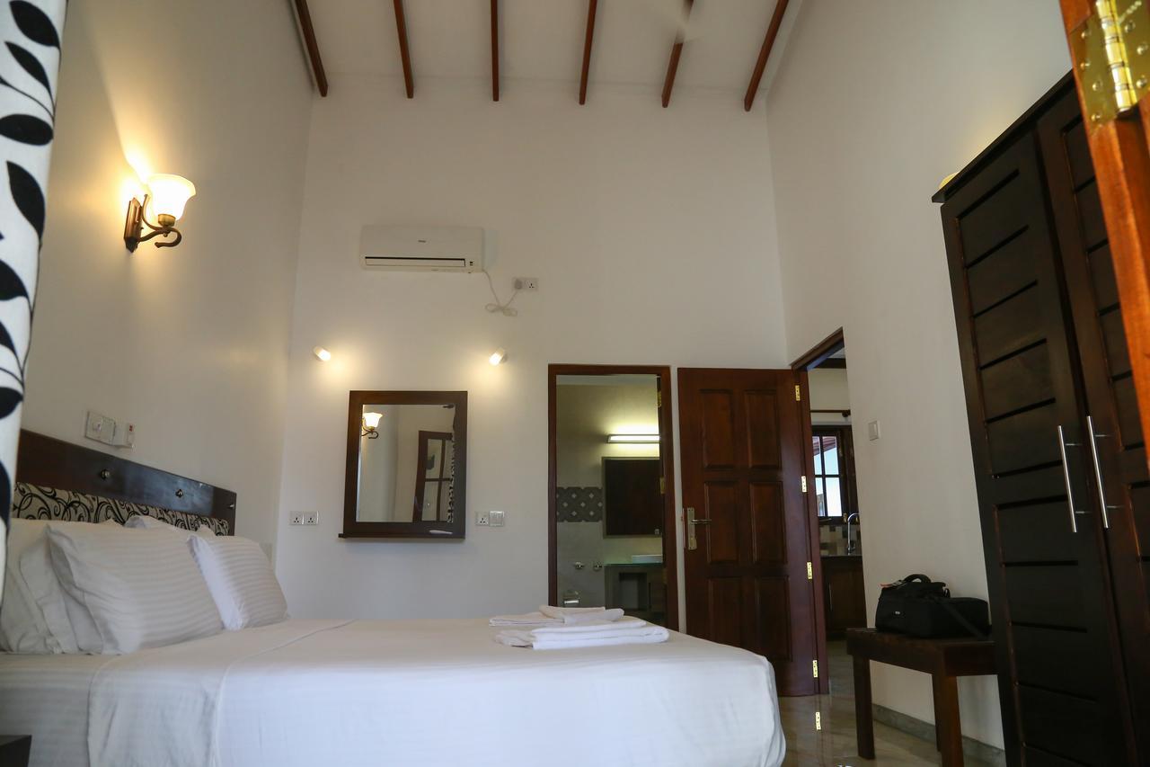 Sithi Villa Hikkaduwa Buitenkant foto