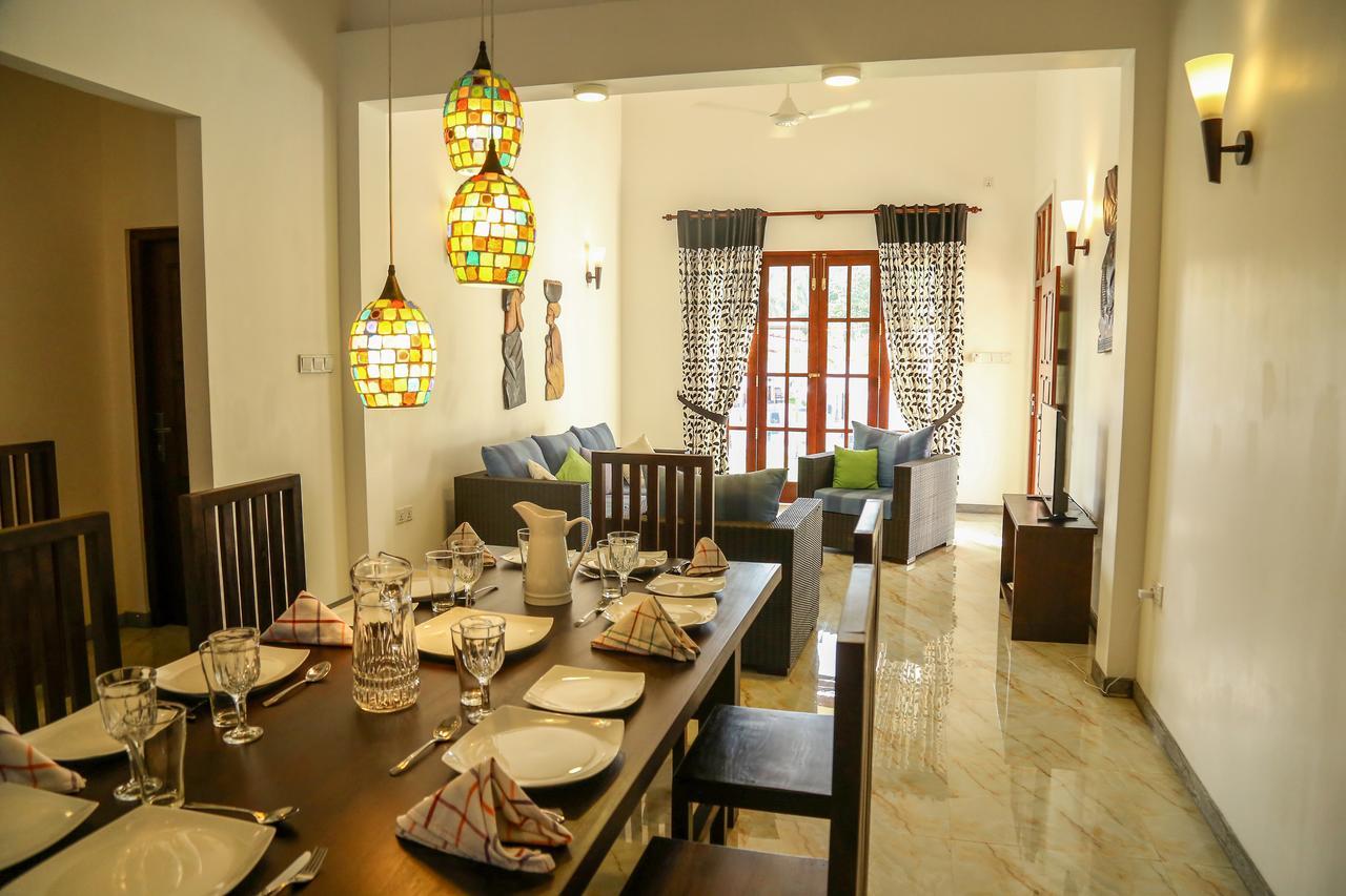 Sithi Villa Hikkaduwa Buitenkant foto