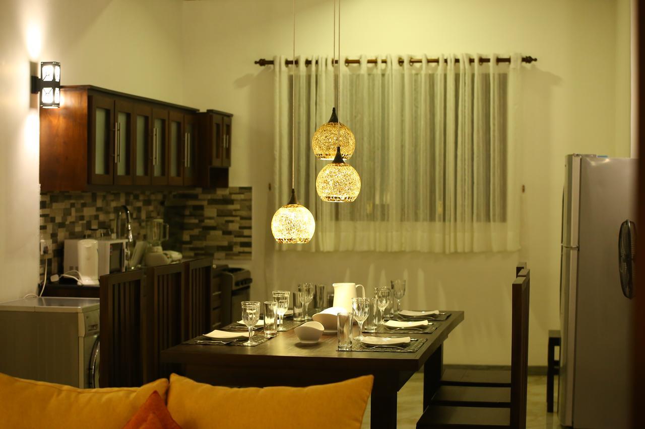 Sithi Villa Hikkaduwa Buitenkant foto