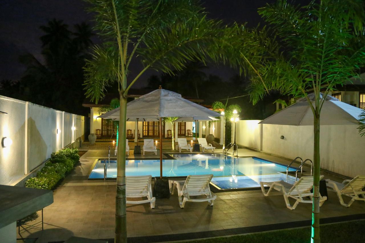 Sithi Villa Hikkaduwa Buitenkant foto
