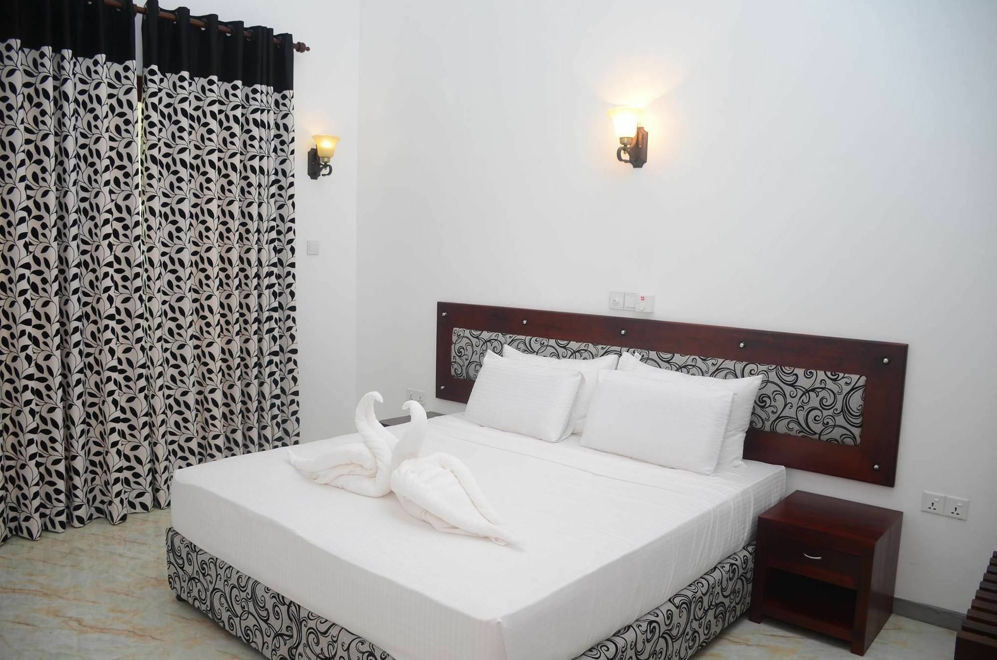 Sithi Villa Hikkaduwa Buitenkant foto